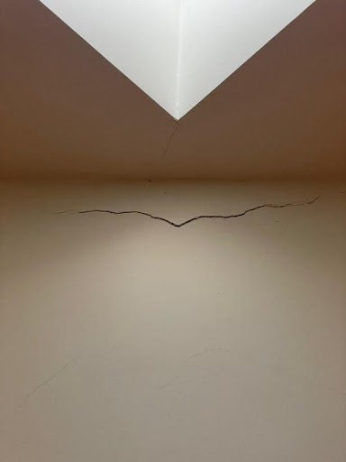 major cracks in building